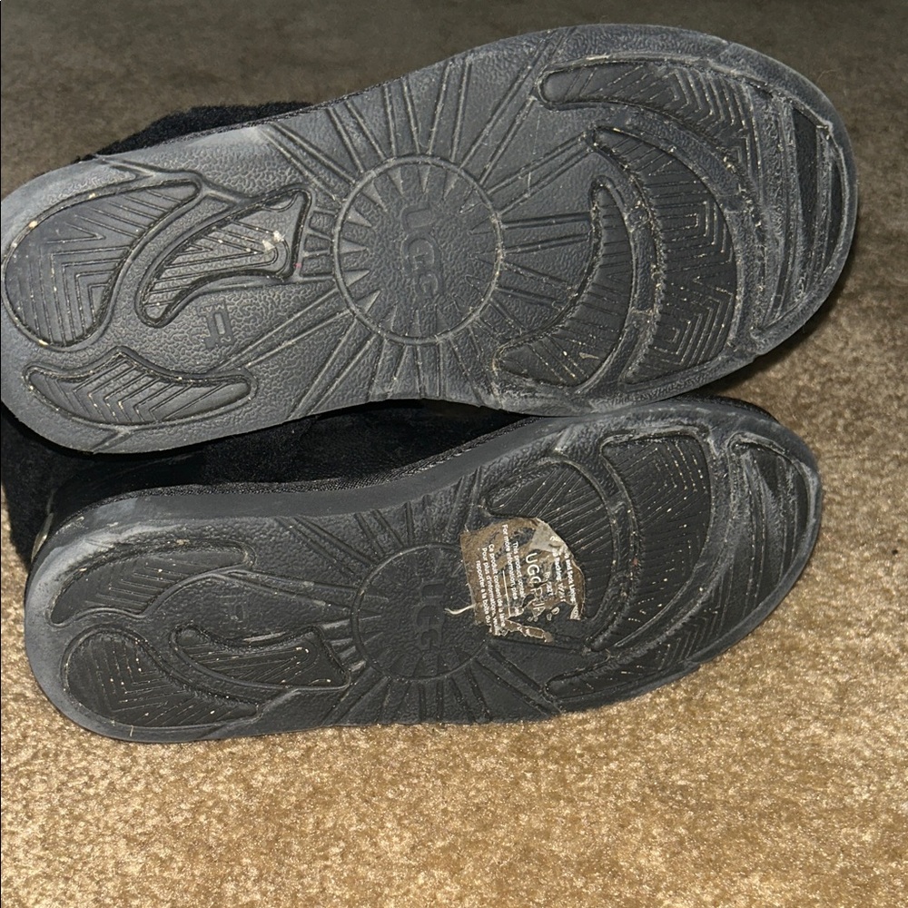 Black Shearling Ugg Lined Boots - image 4